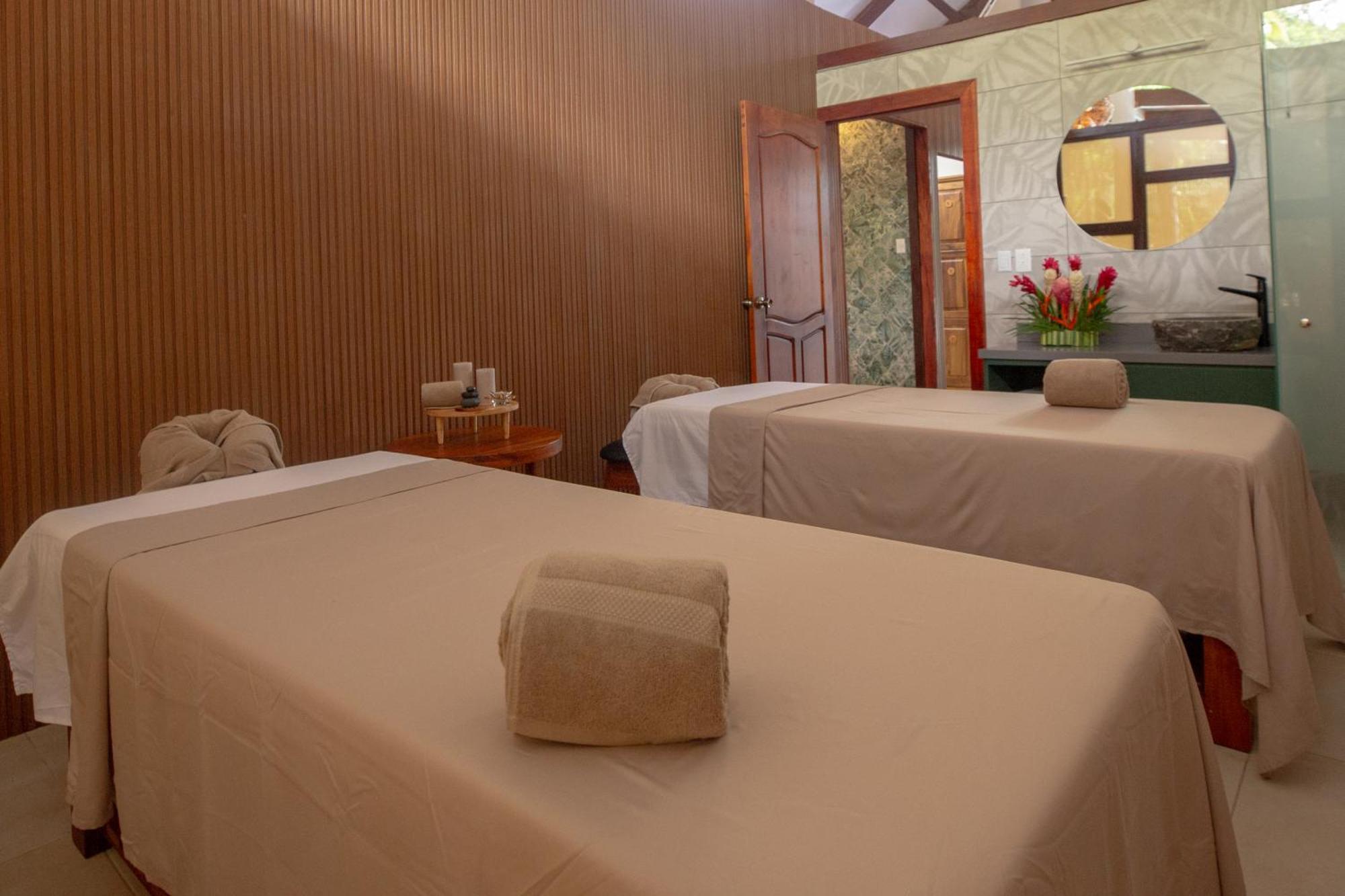 Aninga Lodge Tortuguero Ngoại thất bức ảnh